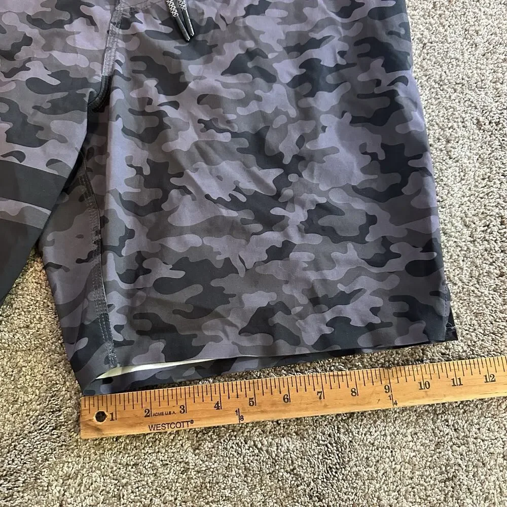 BYLT Premium Camo Coastal Boardshorts Mens XL Black Swim Shorts Stretch Trunk